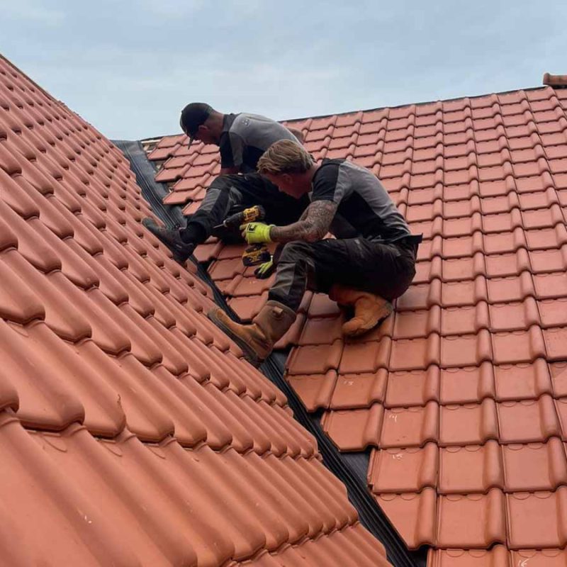 Hero-Pannendak-laten-renoveren-door-deskundig-dakdekker
